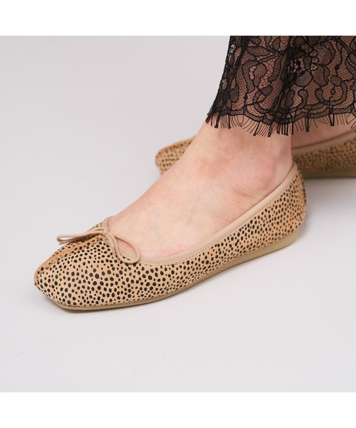 Clarks(クラークス)の「Freckle Ice / フレックルアイス (アニマルプリント)(バレエシューズ・レディース・アニマル・UK3/UK3.5/UK4/UK4.5/UK5/UK5.5/UK6)」の18枚目の写真