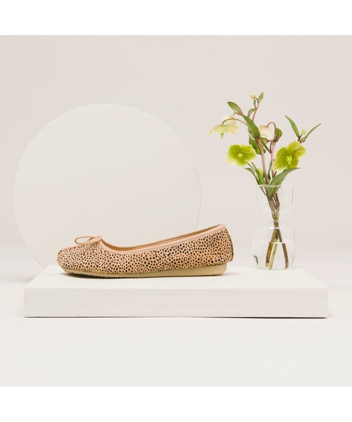 Clarks(クラークス)の「Freckle Ice / フレックルアイス (アニマルプリント)(バレエシューズ・レディース・アニマル・UK3/UK3.5/UK4/UK4.5/UK5/UK5.5/UK6)」の20枚目の写真