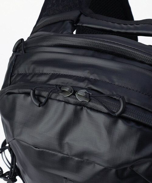 SALOMON（サロモン）の「SALOMON/サロモン XT 15 OG（バックパック/リュック・メンズ・ブラック・ONE SIZE）」の6枚目の写真