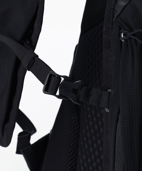 SALOMON（サロモン）の「SALOMON/サロモン XT 15 OG（バックパック/リュック・メンズ・ブラック・ONE SIZE）」の7枚目の写真