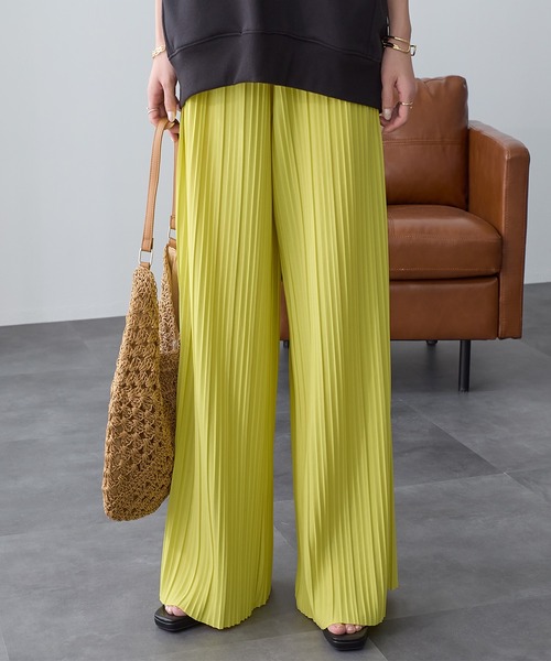 ReDial(リダイアル)の「ランダムプリーツパンツ(その他パンツ・レディース・ブラック/チャコールグレー/ライトベージュ/イエロー/モカ・M/3L/L/LL)」の9枚目の写真