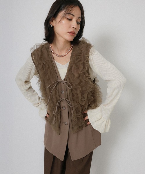 Floran(フローラン)の「ジレ+チュールジレセット(ベスト・レディース・グレイッシュベージュ/グレー/ブラック・FREE)」の18枚目の写真