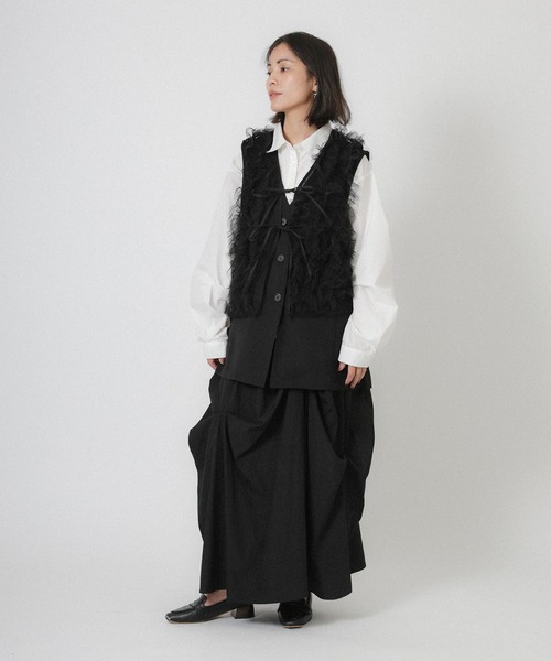 Floran(フローラン)の「ジレ+チュールジレセット(ベスト・レディース・グレイッシュベージュ/グレー/ブラック・FREE)」の10枚目の写真