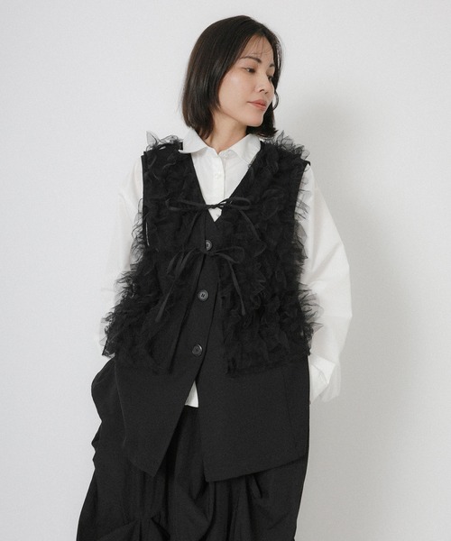 Floran(フローラン)の「ジレ+チュールジレセット(ベスト・レディース・グレイッシュベージュ/グレー/ブラック・FREE)」の9枚目の写真