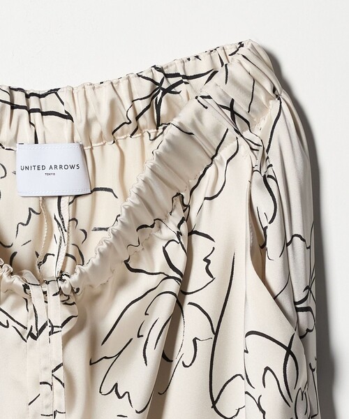 UNITED ARROWS(ユナイテッドアローズ)の「アブストラクトフラワー パンツ ‐ウォッシャブル‐(その他パンツ・レディース・オフホワイト/ダークブラウン・38/36)」の19枚目の写真
