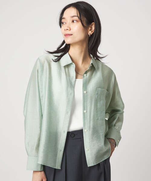green label relaxing（グリーンレーベルリラクシング）の「エアリー シアー ロングスリーブ シャツ ウォッシャブル 接触冷感（シャツ/ブラウス・レディース・オフホワイト/ライム/ダークグレー/モカ・FREE）」の5枚目の写真