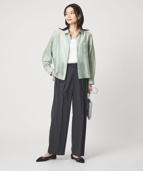 green label relaxing（グリーンレーベルリラクシング）の「エアリー シアー ロングスリーブ シャツ ウォッシャブル 接触冷感（シャツ/ブラウス・レディース・オフホワイト/ライム/ダークグレー/モカ・FREE）」の10枚目の写真