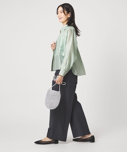 green label relaxing（グリーンレーベルリラクシング）の「エアリー シアー ロングスリーブ シャツ ウォッシャブル 接触冷感（シャツ/ブラウス・レディース・オフホワイト/ライム/ダークグレー/モカ・FREE）」の11枚目の写真