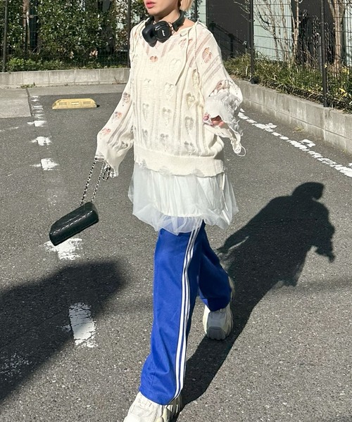 Alley Tokyo（アリートーキョー）の「ハートダメージニットのnew（ニット/セーター・レディース・ライム/ピンク/オフホワイト・FREE）」の21枚目の写真