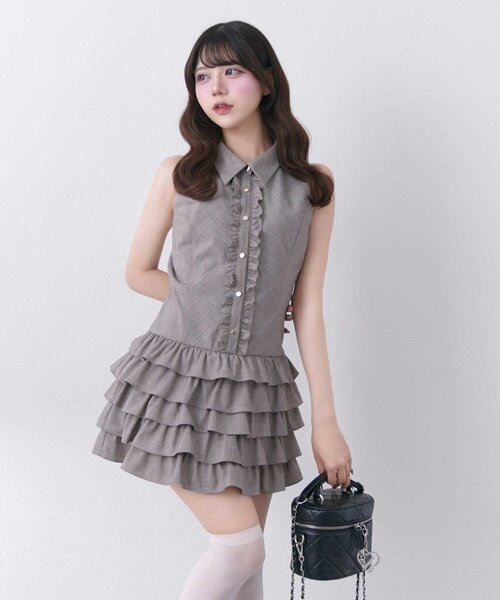 OLIVE des OLIVE(オリーブデオリーブ)の「【Belle Charme】Nosleeve Frill Onepiece(ワンピース・レディース・チャコールグレー/ブラック/ブラウン・MEDIUM/SMALL)」の18枚目の写真