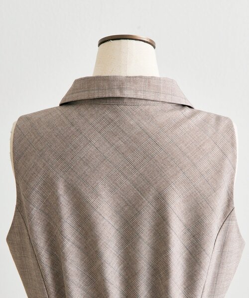 OLIVE des OLIVE(オリーブデオリーブ)の「【Belle Charme】Nosleeve Frill Onepiece(ワンピース・レディース・チャコールグレー/ブラック/ブラウン・MEDIUM/SMALL)」の9枚目の写真
