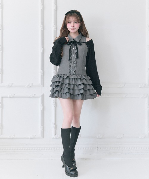 OLIVE des OLIVE(オリーブデオリーブ)の「【Belle Charme】Nosleeve Frill Onepiece(ワンピース・レディース・チャコールグレー/ブラック/ブラウン・MEDIUM/SMALL)」の13枚目の写真