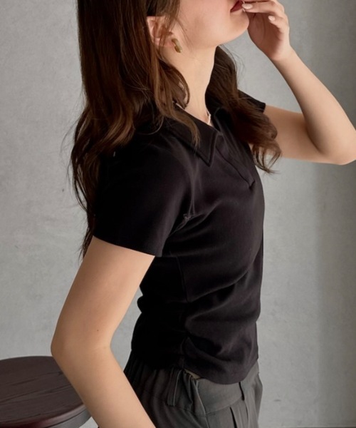 TREOVER(トレオーバー)の「こなれ感たっぷりのスキッパーデザイントップス(Tシャツ/カットソー・レディース・ブラック/オフホワイト/ブラウン/レッド・FREE)」の7枚目の写真