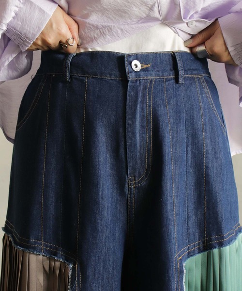 BITTOKO(ビットコ)の「Wプリーツデニムパンツ(デニムパンツ・レディース・グリーン/ブルー・SMALL/MEDIUM)」の14枚目の写真