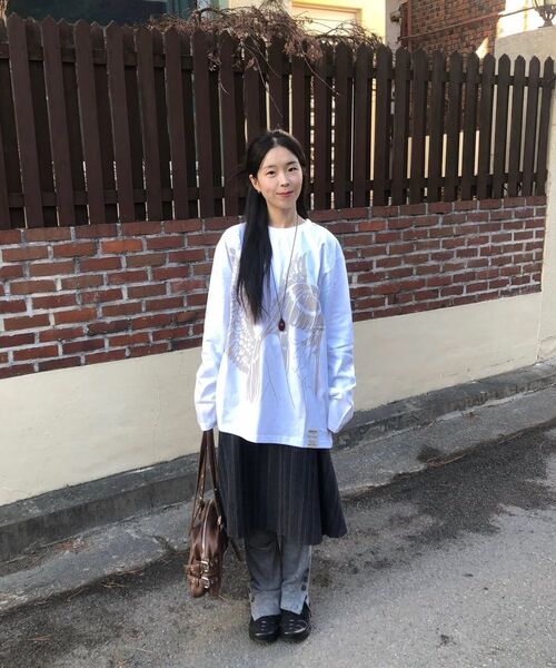 GRAVER（グレーバー）の「[ユニセックス]HALO ロングスリーブTシャツ_ホワイト（Tシャツ/カットソー・レディース・ホワイト・MEDIUM/LARGE）」の8枚目の写真