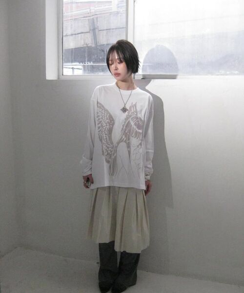 GRAVER（グレーバー）の「[ユニセックス]HALO ロングスリーブTシャツ_ホワイト（Tシャツ/カットソー・レディース・ホワイト・MEDIUM/LARGE）」の9枚目の写真