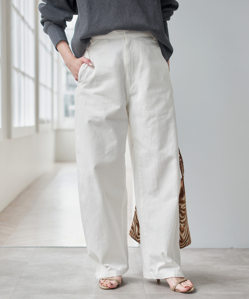 Spick & Span（スピックアンドスパン）の「コットンバレルレッグパンツ（その他パンツ・レディース・ベージュ/ブラック/ホワイト・40/38/36）」の13枚目の写真