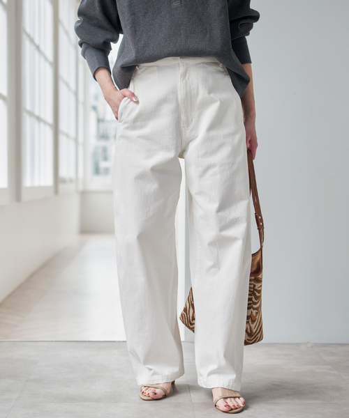 Spick & Span（スピックアンドスパン）の「コットンバレルレッグパンツ（その他パンツ・レディース・ベージュ/ブラック/ホワイト・40/38/36）」の14枚目の写真