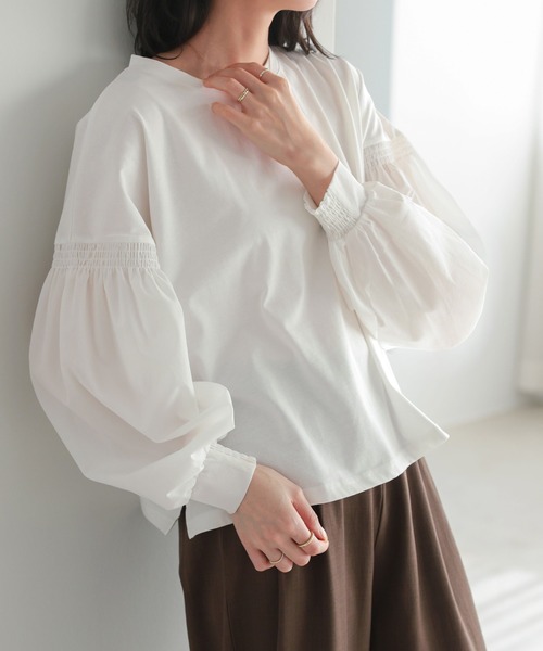 itto...(イット)の「【イージーケア&接触冷感】パフスリーブ切替トップス(Tシャツ/カットソー・レディース・オフホワイト/グレイッシュベージュ/ブラック・FREE)」の2枚目の写真