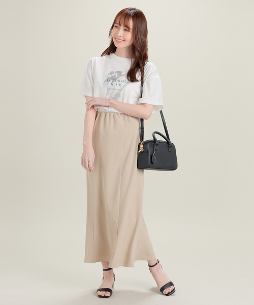 GLACIER lusso(グラシアルッソ)の「【美冷・接触冷感・速乾ドライ・UVカット】ハクプリントTシャツ(Tシャツ/カットソー・レディース・グレイッシュブルー/グレイッシュベージュ/アイボリー/スミクロ・S/M/LL/L)」の8枚目の写真