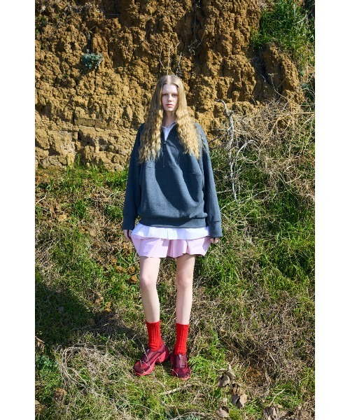 nagonstans(ナゴンスタンス)の「form pullover(Tシャツ/カットソー・レディース・キナリ/チャコールグレー・MEDIUM)」の4枚目の写真