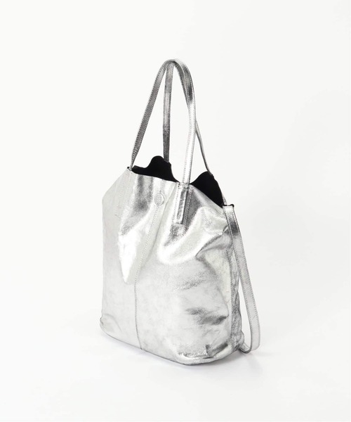 Morphee（モルフェ）の「MORPHEE(モルフェ) 3WAY MEDIUM TOTE ナッパレザーシルバー（トートバッグ・メンズ・シルバー・FREE）」の7枚目の写真