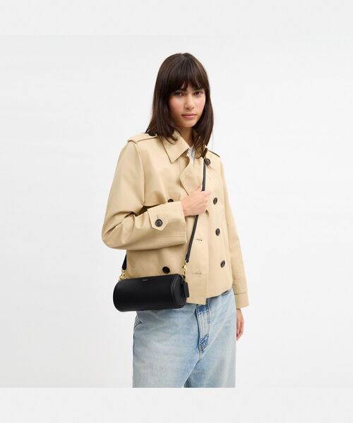 COACH（コーチ）の「バレル バッグ（ショルダーバッグ・レディース・ブラック系その他・ONE）」の2枚目の写真