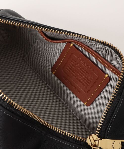 COACH（コーチ）の「バレル バッグ（ショルダーバッグ・レディース・ブラック系その他・ONE）」の12枚目の写真