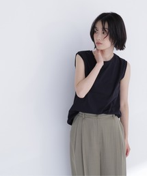 メタルポイントノースリーブカットソ－