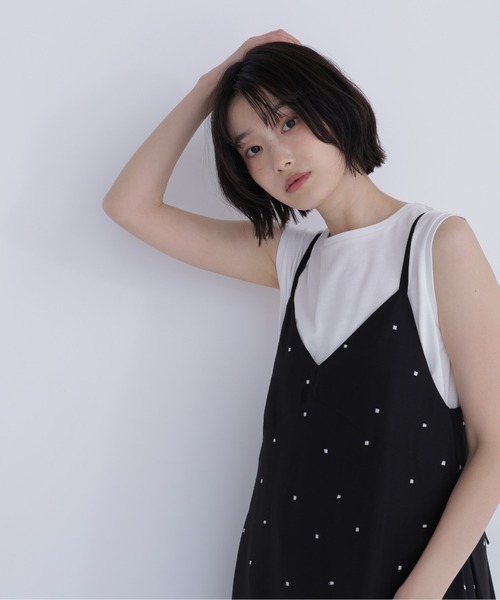 NATURAL BEAUTY BASIC（ナチュラルビューティーベーシック）の「メタルポイントノースリーブカットソ－（Tシャツ/カットソー・レディース・ダークブラウン/オフホワイト/チャコールグレー/ブラック・FREE）」の9枚目の写真