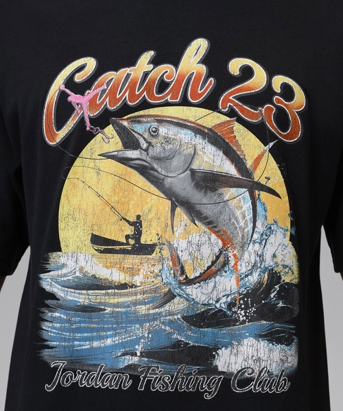 JORDAN BRAND(ジョーダンブランド)の「JORDAN BRAND M J NC FISH GFX SS CREW / ジョーダン ブランド ジョーダン NC フィッシュ GFX ショートスリーブ クルー / NIKE【SP】(Tシャツ/カットソー・メンズ・ブラック/ホワイト・XXL/M/L/XL/S)」の6枚目の写真