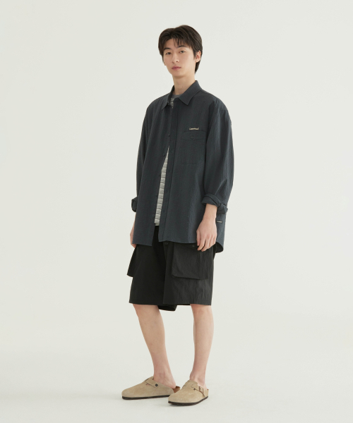 COVERNAT(カバーナット)の「シアサッカーシャツチャコール(シャツ/ブラウス・メンズ・その他・LARGE/X-LARGE/SMALL/MEDIUM)」の8枚目の写真