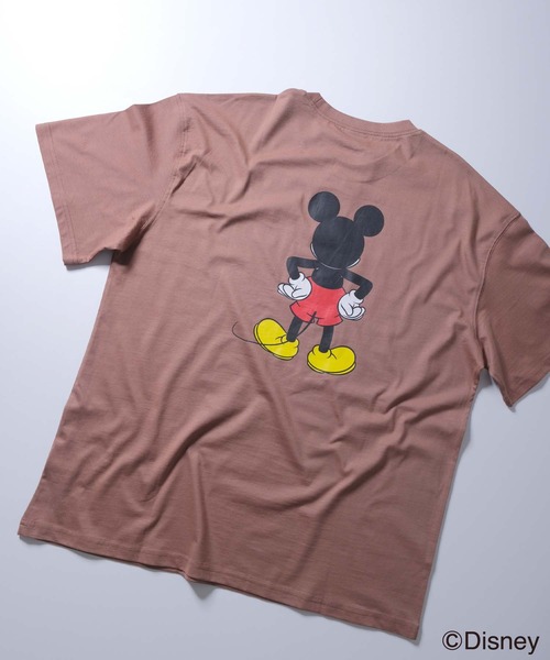 Disney（ディズニー）の「メンズ MICKEY MOUSE ミッキーマウス オーバーサイズＴシャツ（Tシャツ/カットソー・メンズ・ホワイト系その他/ホワイト系その他3/ネイビー/グレー系その他2/ブルー系その他/グレー系その他3/モカ/グリーン系その他/グレー系その他4/オフホワイト/杢グレー/ダークグリーン/チャコールグレー/ホワイト系その他2/グレー系その他・M/L/XL）」の19枚目の写真