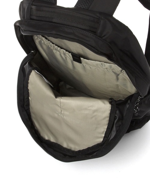 BAYFLOW（ベイフロー）の「【Columbia(コロンビア)】パナシーア25L（ハンドバッグ・メンズ・ブラック・FREE）」の11枚目の写真