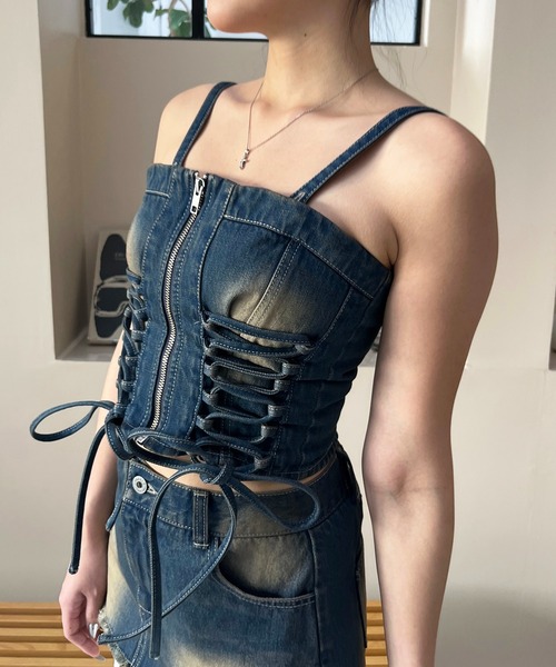 SPIRALGIRL（スパイラルガール）の「レースアップデニムビスチェ（キャミソール・レディース・ネイビー/ブラック系その他・FREE）」の4枚目の写真