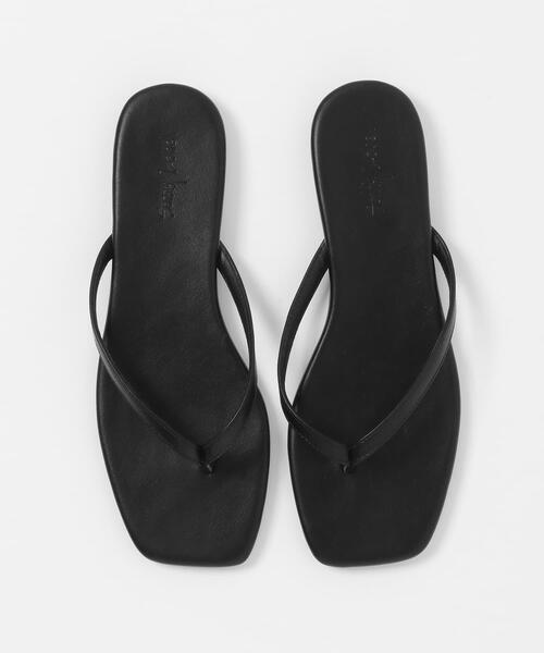 URBAN RESEARCH Sonny Label(アーバンリサーチサニーレーベル)の「軽量フラットトングサンダル(サンダル・レディース・ベージュ/ブラック/ブラウン・LARGE/SMALL/MEDIUM)」の14枚目の写真