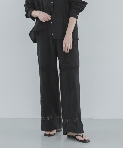 URBAN RESEARCH Sonny Label（アーバンリサーチサニーレーベル）の「軽量フラットトングサンダル（サンダル・レディース・ベージュ/ブラック/ブラウン・LARGE/SMALL/MEDIUM）」の5枚目の写真