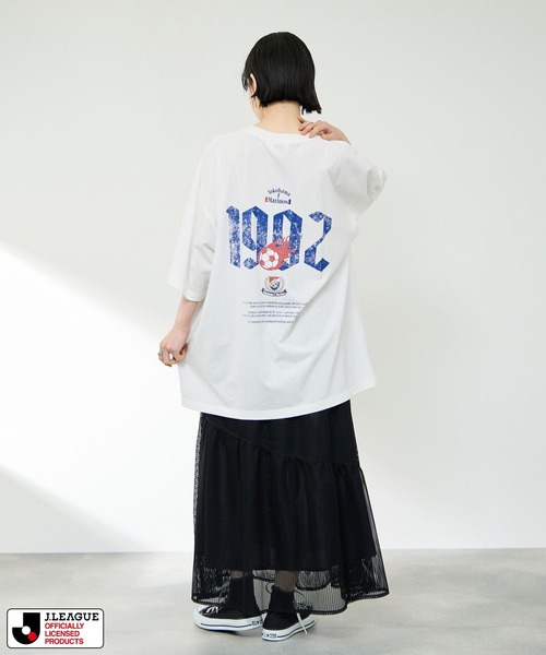 Mac-House(マックハウス)の「【Jリーグ】横浜Fマリノス デザインTシャツJリーグ /YOKOHAMA F・MARINOS(Tシャツ/カットソー・メンズ・チャコールグレー/ホワイト・L/M)」の6枚目の写真