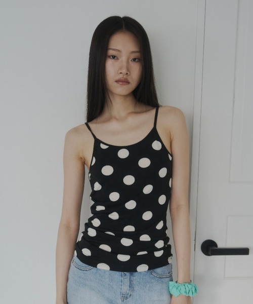 FEKETE(フェケテ)の「polka camisole / ドットキャミソール(キャミソール・レディース・ブラック/ホワイト・LARGE/MEDIUM/SMALL)」の7枚目の写真