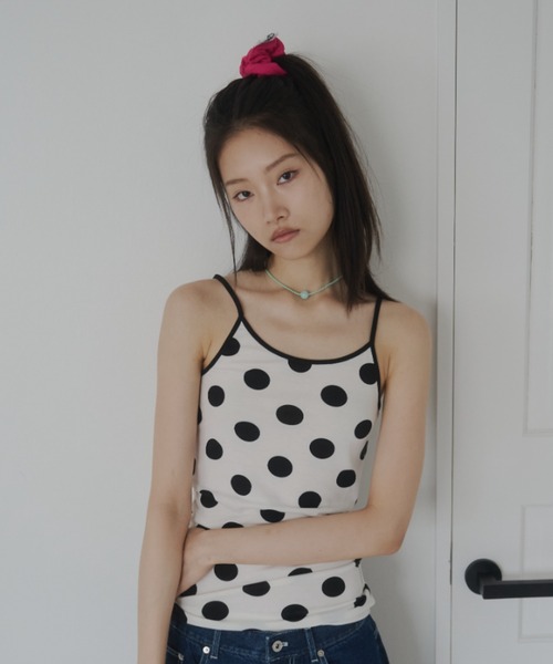 FEKETE(フェケテ)の「polka camisole / ドットキャミソール(キャミソール・レディース・ブラック/ホワイト・LARGE/MEDIUM/SMALL)」の22枚目の写真