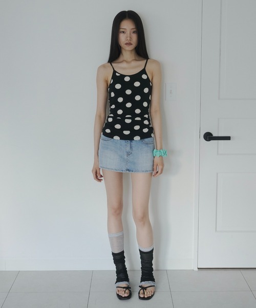 FEKETE(フェケテ)の「polka camisole / ドットキャミソール(キャミソール・レディース・ブラック/ホワイト・LARGE/MEDIUM/SMALL)」の3枚目の写真