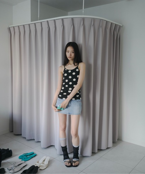 FEKETE(フェケテ)の「polka camisole / ドットキャミソール(キャミソール・レディース・ブラック/ホワイト・LARGE/MEDIUM/SMALL)」の16枚目の写真