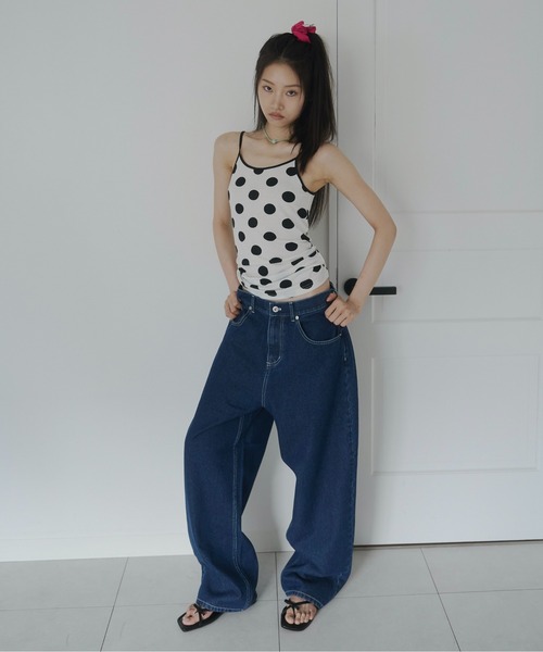 FEKETE(フェケテ)の「polka camisole / ドットキャミソール(キャミソール・レディース・ブラック/ホワイト・LARGE/MEDIUM/SMALL)」の4枚目の写真