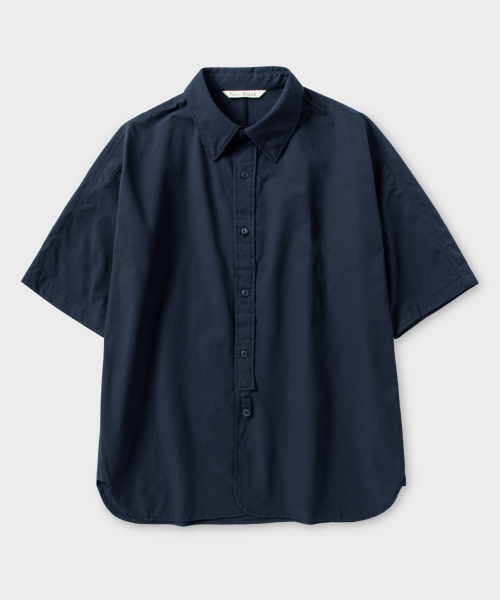 NONBLANK(ノンブランク)の「ヒドゥンボタンダウンシャツ_ダークネイビー(シャツ/ブラウス・レディース・その他・MEDIUM/LARGE/X-LARGE)」の1枚目の写真