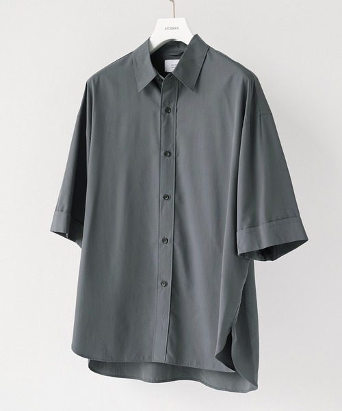 STUDIOUS(ステュディオス)の「【STUDIOUS】竹からできた素材 BAMBOO RAYON SHIRTS(シャツ/ブラウス・メンズ・ダークグレー/ブラック/ストライプ/ホワイト・2/1)」の3枚目の写真