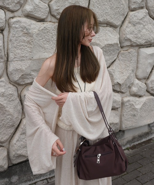 LAULEN（ローレン）の「drape dolman sleeve knit cardigan /ドレープドルマンスリーブニットカーディガン（カーディガン/ボレロ・レディース・ブラウン/オートミール/ベージュ/ブラック・FREE）」の4枚目の写真