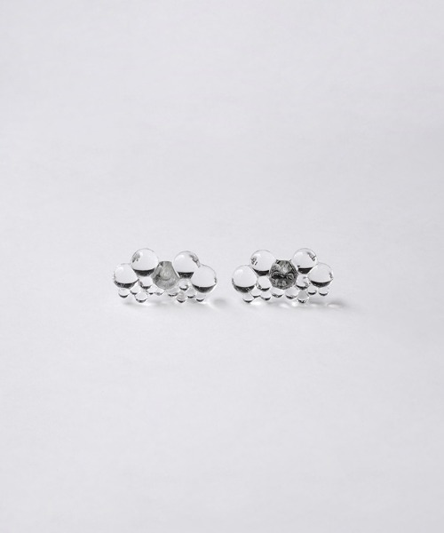 HARIO Lampwork Factory(ハリオランプワークファクトリー)の「vue. ピアス 雪の粒(ピアス(両耳用)・レディース・クリア・FREE)」の1枚目の写真