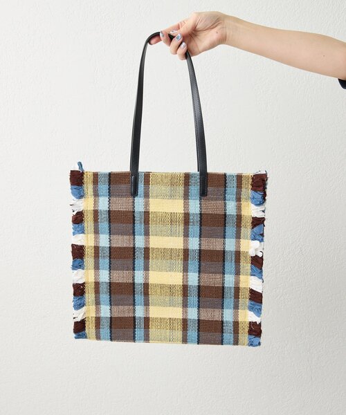ear PAPILLONNER(イアパピヨネ)の「【Jhuri Shate (ジュリシャテ)】ラグトートバッグ(トートバッグ・レディース・ピンク/ブルー/ブラック・FREE)」の8枚目の写真