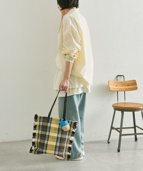 ear PAPILLONNER(イアパピヨネ)の「【Jhuri Shate (ジュリシャテ)】ラグトートバッグ(トートバッグ・レディース・ピンク/ブルー/ブラック・FREE)」の12枚目の写真