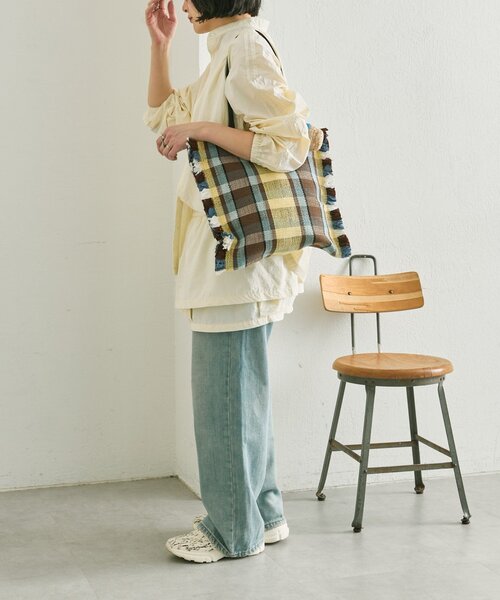 ear PAPILLONNER(イアパピヨネ)の「【Jhuri Shate (ジュリシャテ)】ラグトートバッグ(トートバッグ・レディース・ピンク/ブルー/ブラック・FREE)」の15枚目の写真